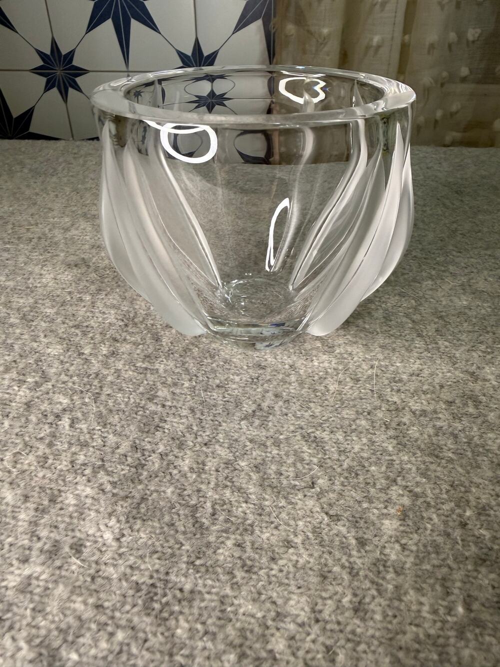 Lalique France Double Signed Dated 10.23.93 Frosted Crystal Tulip Leaf Bowl